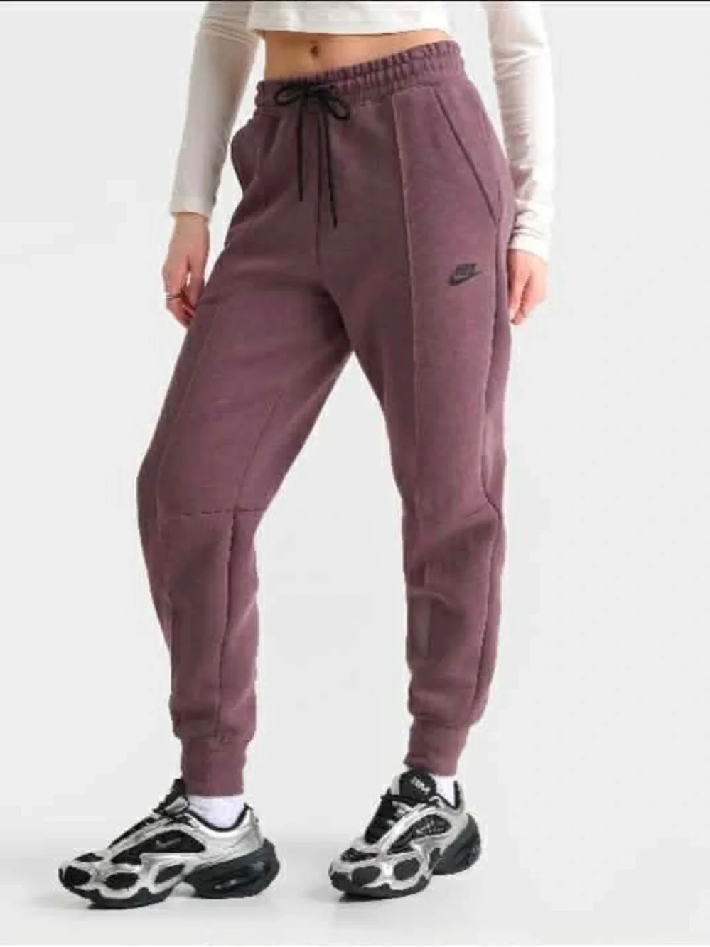 Nike Sportswear Tech Fleece Mid-Rise Jogger Pants : Women's size SMALL